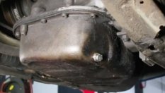 Какво да направим, ако пробката на картера блокира