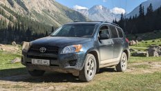 Страната на 6-те хиляди ледника: караме Toyota RAV4 през Киргизстан