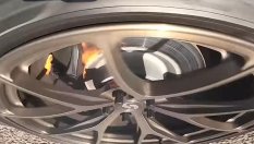 Tesla Model S Plaid е много бърза, но може ли да спира?