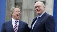 Шефът на Ford отказва да се оттегли въпреки срива