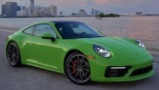 Лоялността на клиентите намалява, но две марки още са на върха