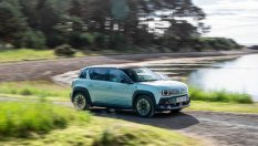 Renault 4 E-Tech измина над 1600 км само на слънчева енергия