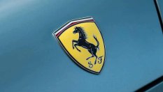 Ferrari няма да успее с първия си EV тази година