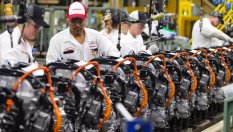 Honda ще продължи да използва двигатели с вътрешно горене до 2040 г.