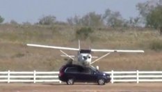 Отново катастрофа между самолет и Volvo