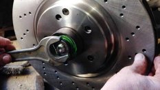 Как да разпознаем повреда в лагера на главината?