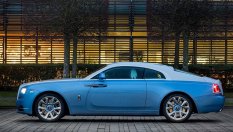 Rolls-Royce направи модела с най-сложен интериор