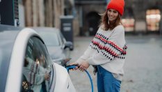 Пробегът на половината електромобили не отговаря на обявения