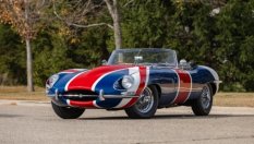 Единственият Jaguar на Остин Пауърс се продава