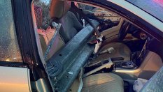 Subaru Outback се наниза на мантинела, шофьорката оцеля по чудо