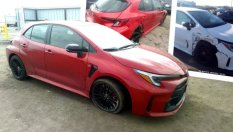 Три почти нови Toyota GR Corolla се появиха на „авариен“ търг
