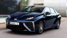Toyota започва производството на водородни всъдеходи и пикапи