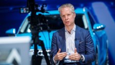 Шеф на VW: Tesla държи 50% от пазара, ние се целим в другата половина