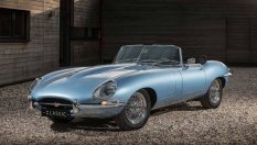 12 класически автомобила с електромотор