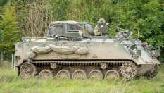 Пияни войници откраднаха БТР и предизвикаха хаос по улиците