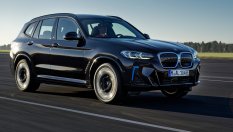 BMW представи обновеното iX3