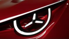 Фарове с три лъча стават новата „визитка“ на Mercedes-Benz