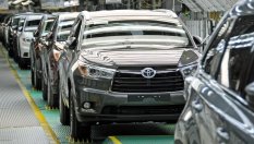 Toyota спира доставките на някои модели заради „нередности при тестовете“