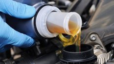 Може ли постоянно доливане на масло да компенсира смяната?