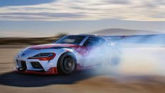 Toyota превръща дрифта на автопилот в система за безопасност