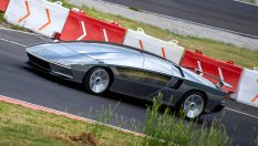 Синът на Джуджаро направи уникална суперкола