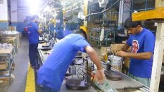 Как се сглобява двигател на ръка за 8 минути