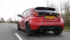 Колко бърза е Toyota GR Yaris в реални условия?
