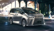 Новият миниван на Lexus шокира с цената си
