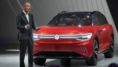 Шефът на VW: Tesla ни причинява силно главоболие