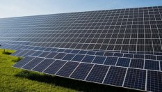 Паркингите във Франция вече задължително със слънчеви панели