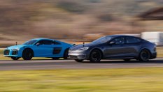 Може ли Tesla Model S Plaid да се справи с Audi R8 с 1700 к.с.?