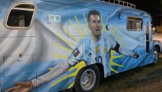 Футболните герои на Аржентина заблестяха и върху автомобили