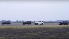 Големи и мощни SUV с V8 – кой е най-бърз на права отсечка?