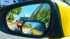 Как да избегнете "мъртвите" точки при шофиране