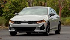 Kia Optima направи безумен трик