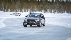 Финландци си купиха нови Lada Vesta и ги... изхвърлиха