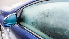 Кои повреди водят до замъгляване на стъклата в колата?