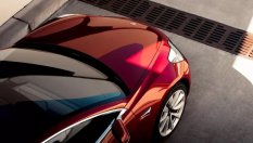 Tesla загуби още 1 милиард долара през 2018 г.