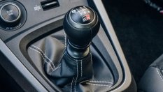 Голямата измама зад изчезването на ръчните скорости