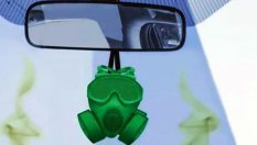 Как таксиметровите шофьори премахват миризмите от купето