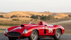 Ferrari, карано от Каръл Шелби, е най-скъпата кола през 2022