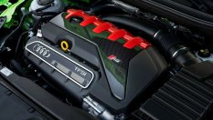 Volkswagen и Audi забавят електрификацията, за да инвестират в ДВГ