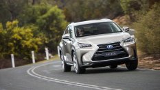 Lexus предложи опростен хибрид NX