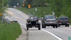 100-годишен Ford Model T все още се движи по пътищата