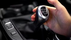 Идва ли краят на ръчните скорости? Какво казват цифрите