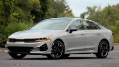 Kia се заяде открито с BMW