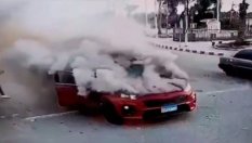 Вижте как Kia Sportage се запали и изгоря за минути