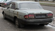 Номерата на лимузината на Путин са от ръждива Волга