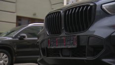 BMW и Mercedes спряха софтуера на колите си в Русия