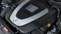 Mercedes-Benz се отказва от V6 двигателите